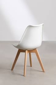 Mueble 3 - Silla nórdica